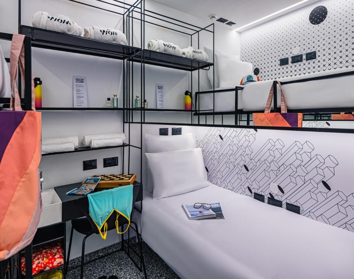 Wom Allenby Pod Hotel เทลอาวีฟ ภายนอก รูปภาพ